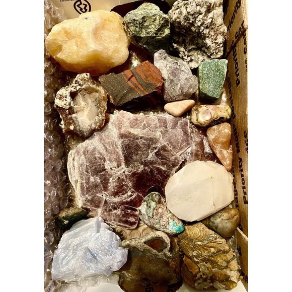 Combo Raw And Tumbled Authentic Minerals Crystals Over Three Pounds - Picture 8 of 12